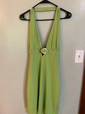 Cache Lime Green V-Neck Belted Sleeveless Dress